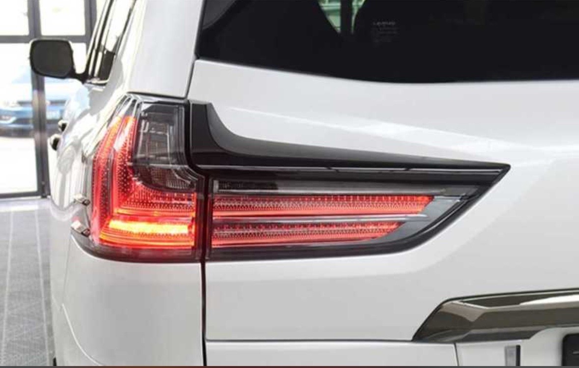 Задняя Фара от Lexus LX570 Black Edition, Душанбе