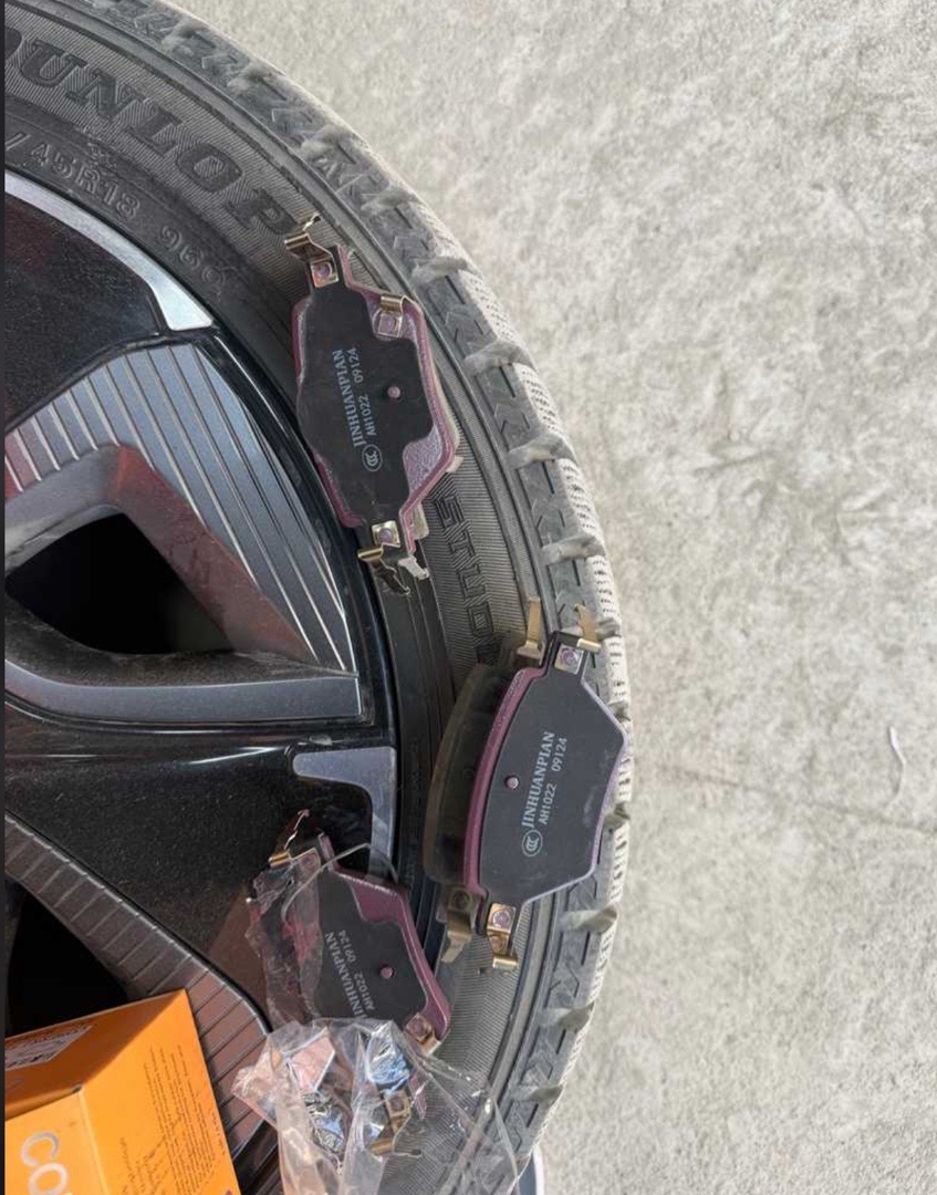 Задние тормозные колодки от Toyota BZ3, Душанбе
