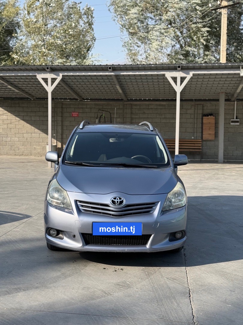 Toyota Verso, 2010, Пенджикент