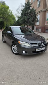 Toyota Camry 2011 — фото 5 из 10
