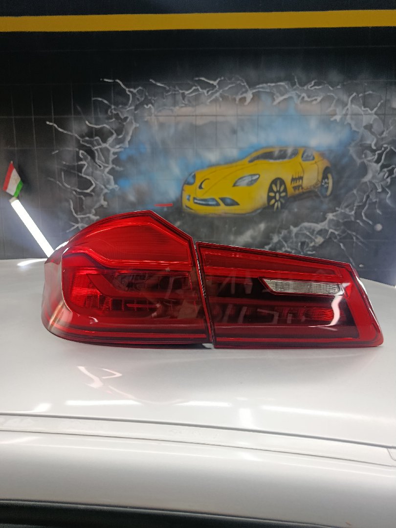 задний фар от BMW G30, Худжанд