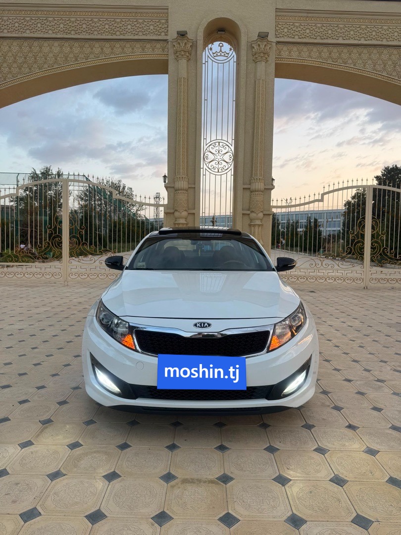 Kia K5, 2011, Исфара