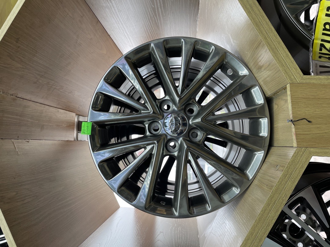 Диски литые Toyota Multi-Spoke Gunmetal. R17, Душанбе