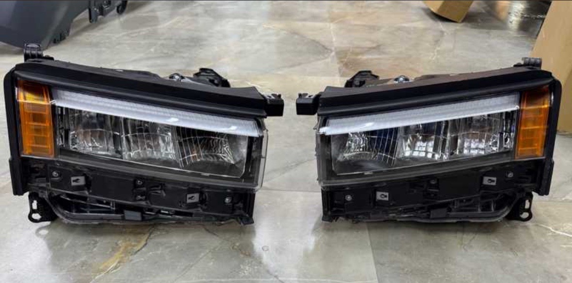 Передняя Фара Toyota Prado, Душанбе