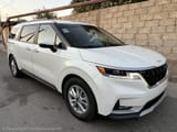 Kia Carnival 2022 — фото 7 из 13
