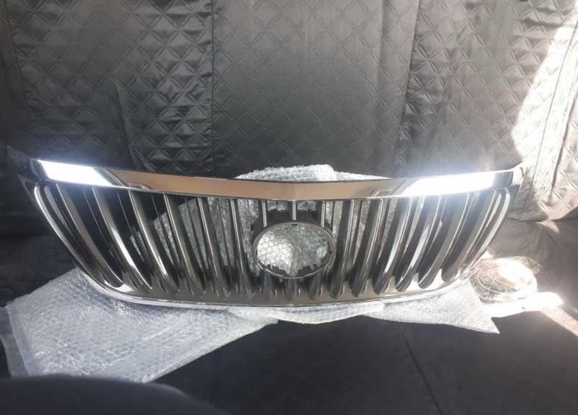 Решетка радиатора от Lexus RX350, Душанбе