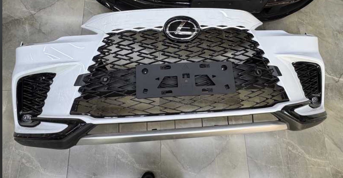 Передний Бампер На Lexus RX, Душанбе