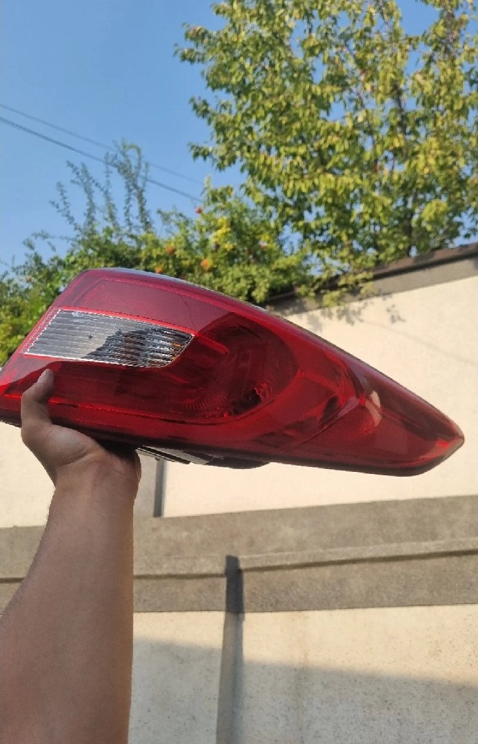 Стоп Hyundai Sanata LF, Душанбе