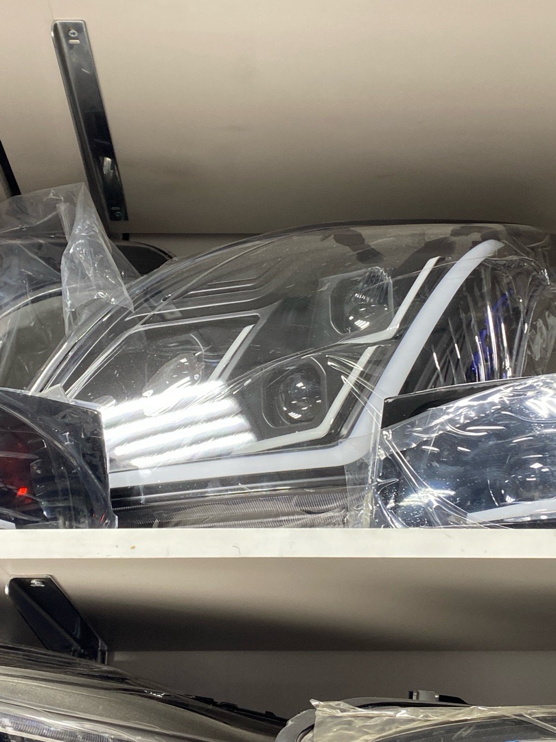 Фары на Toyota Prado (1 линза, LED), Душанбе