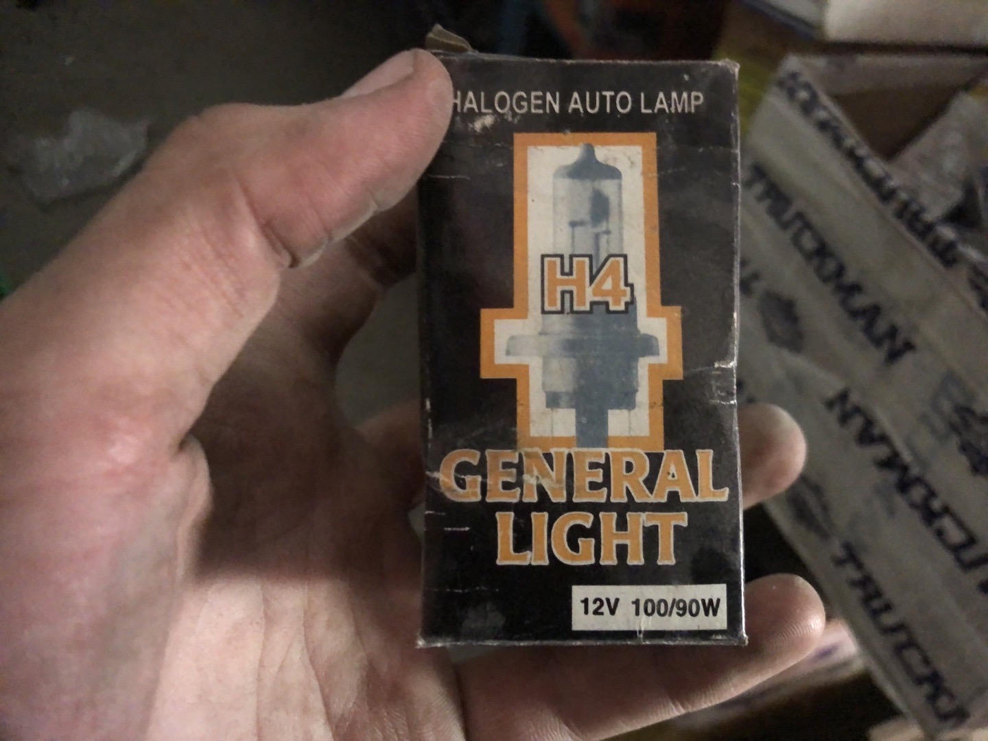 лампа H4 от бренда General Light., Душанбе