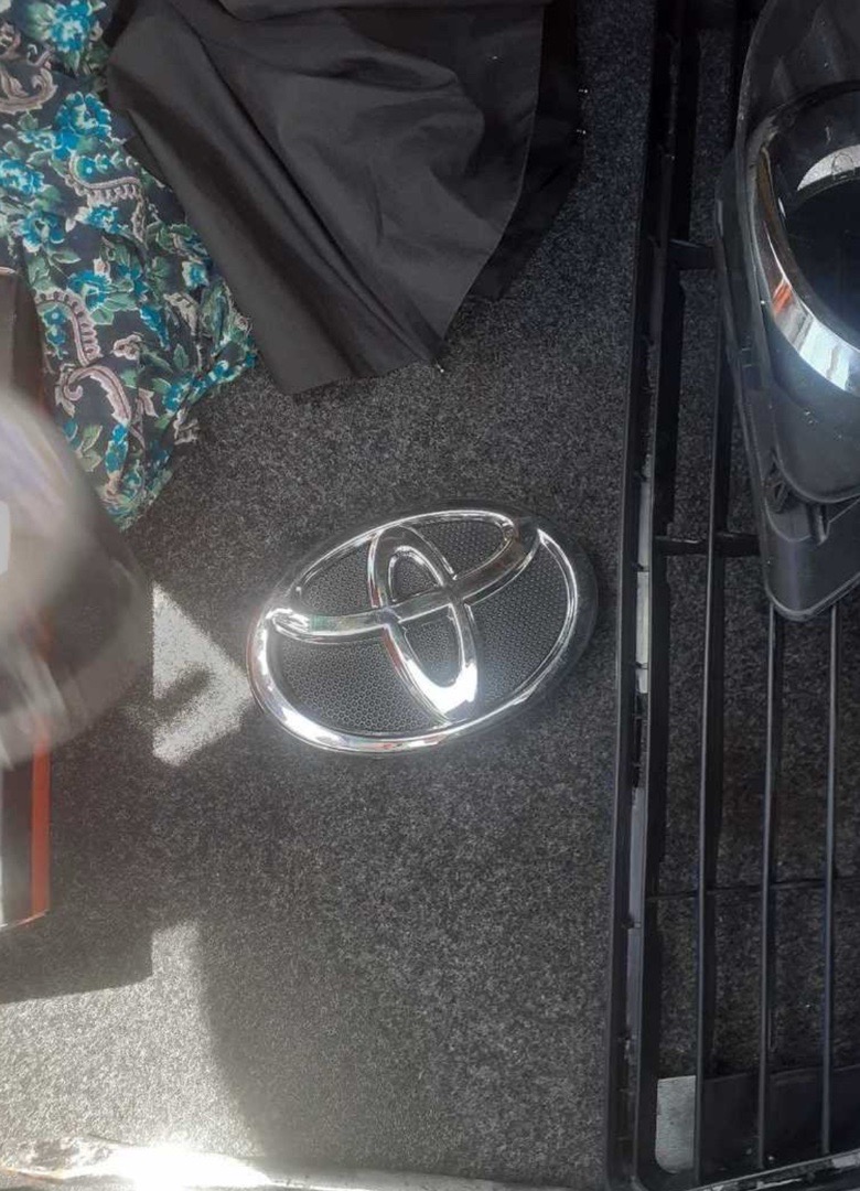 Крышка Галогена Toyota Camry 2, Душанбе