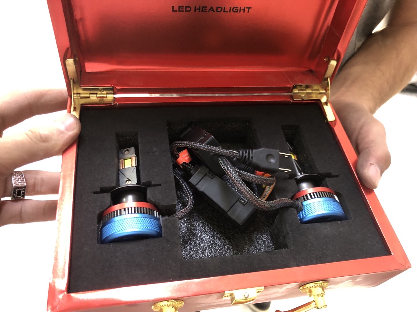 чароғҳои LED-и тамғаи TACPRO, Душанбе