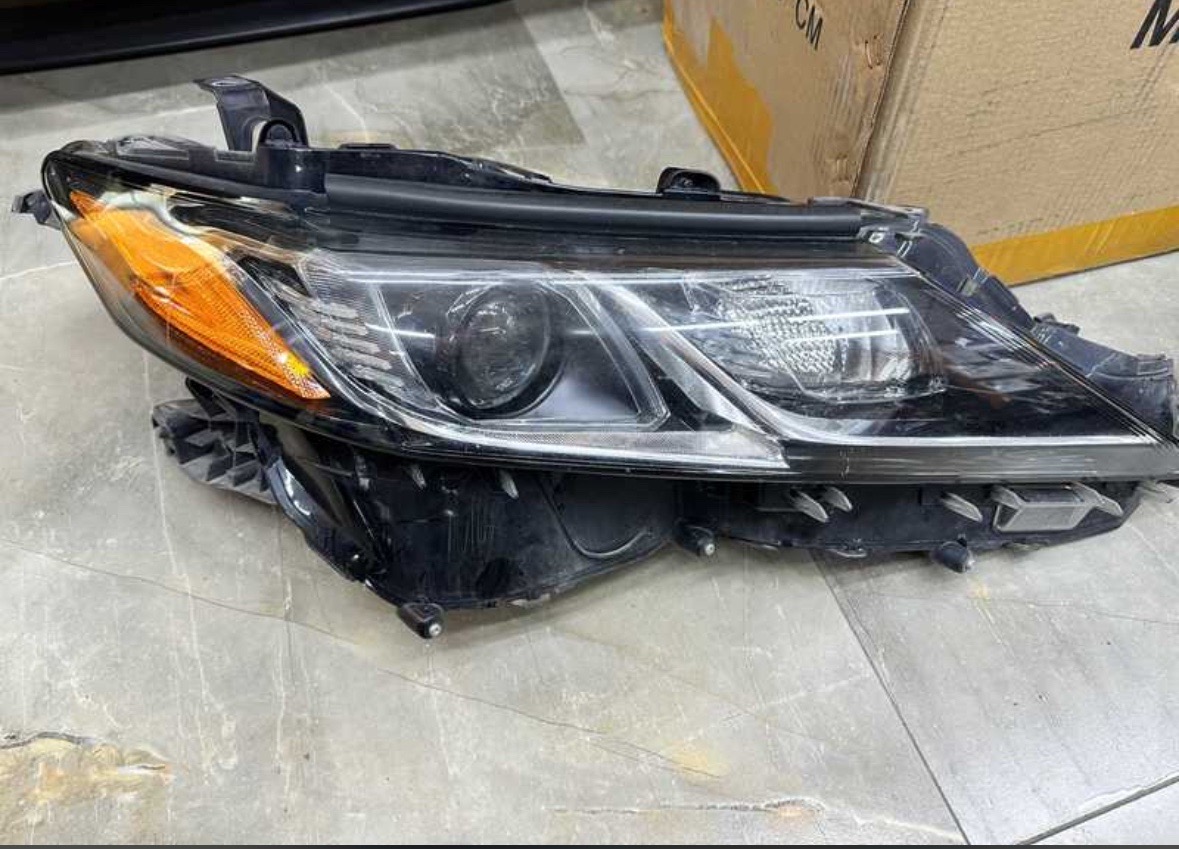 Передняя Фара от Toyota Camry V70 USA, Душанбе