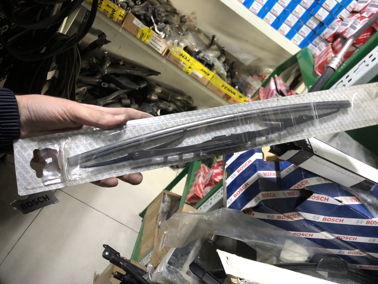 Шётка Bosch 445/18, Душанбе