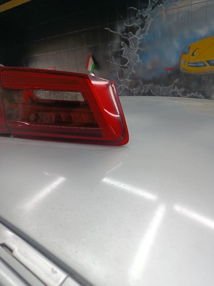 задний фар от BMW G30, Худжанд