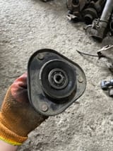 Верхние чашки Toyota — фото 2 из 2