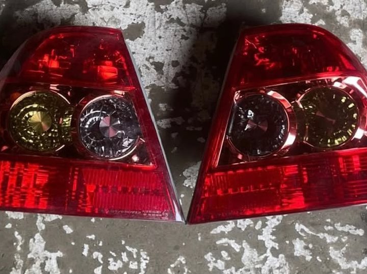 Задний вид Toyota Corolla 2, Душанбе