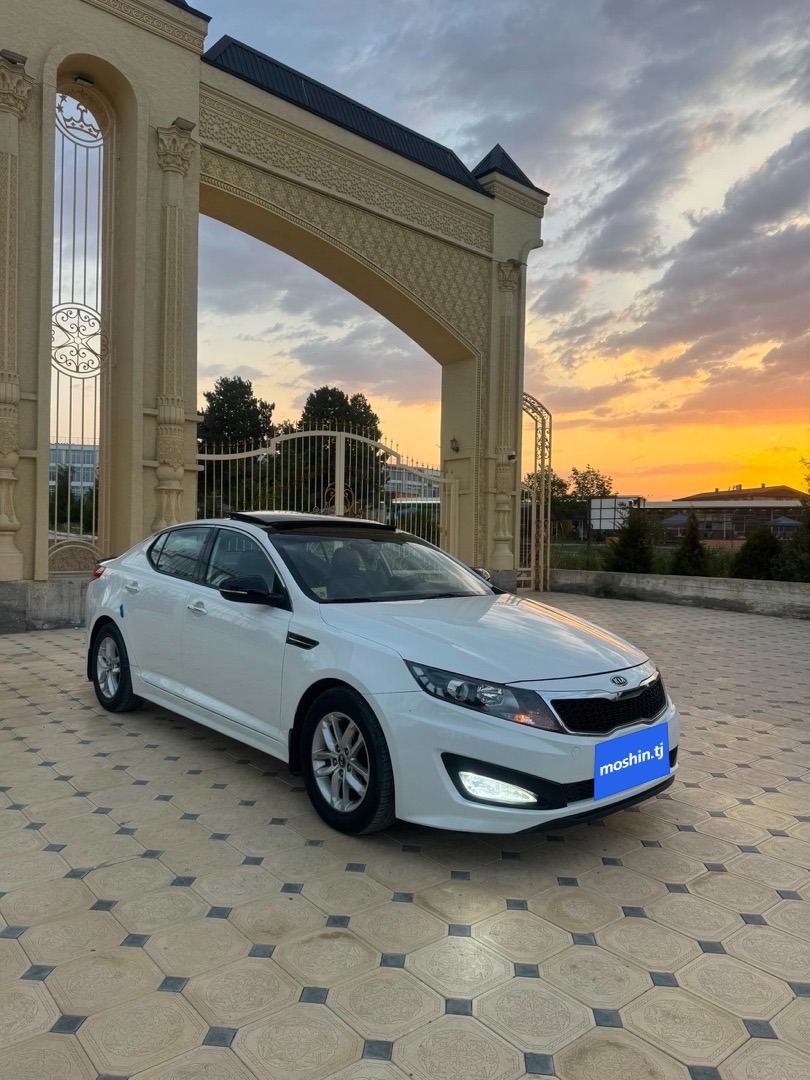 Kia K5, 2011, Исфара