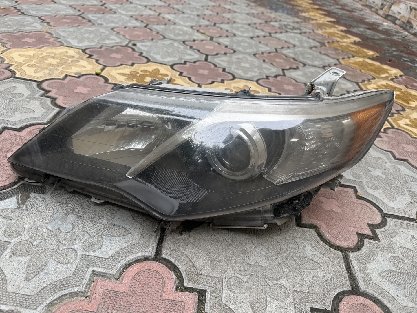 передние фары от Toyota Camry 3, Душанбе