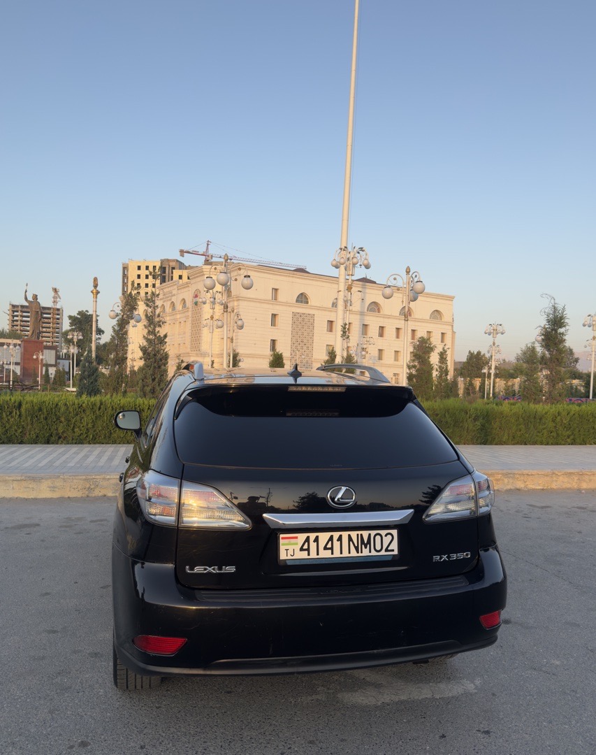 Lexus RX series, 2010, Пенджикент