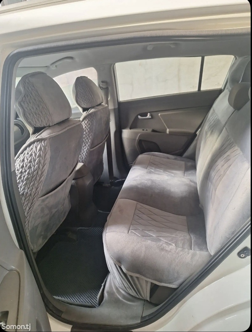 Kia Sportage, 2011, Душанбе