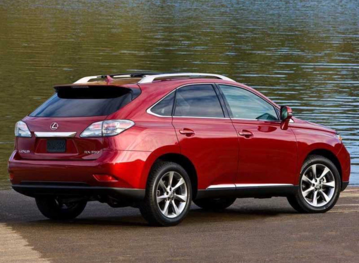 Хром защита заднего бампера на Lexus RX, Душанбе
