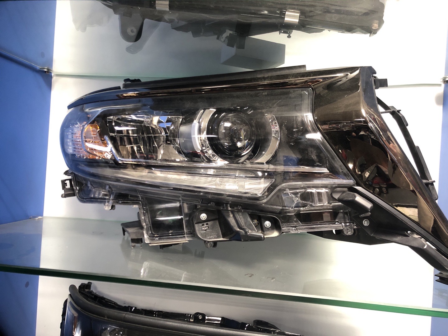 Фар Toyota Prado, Душанбе