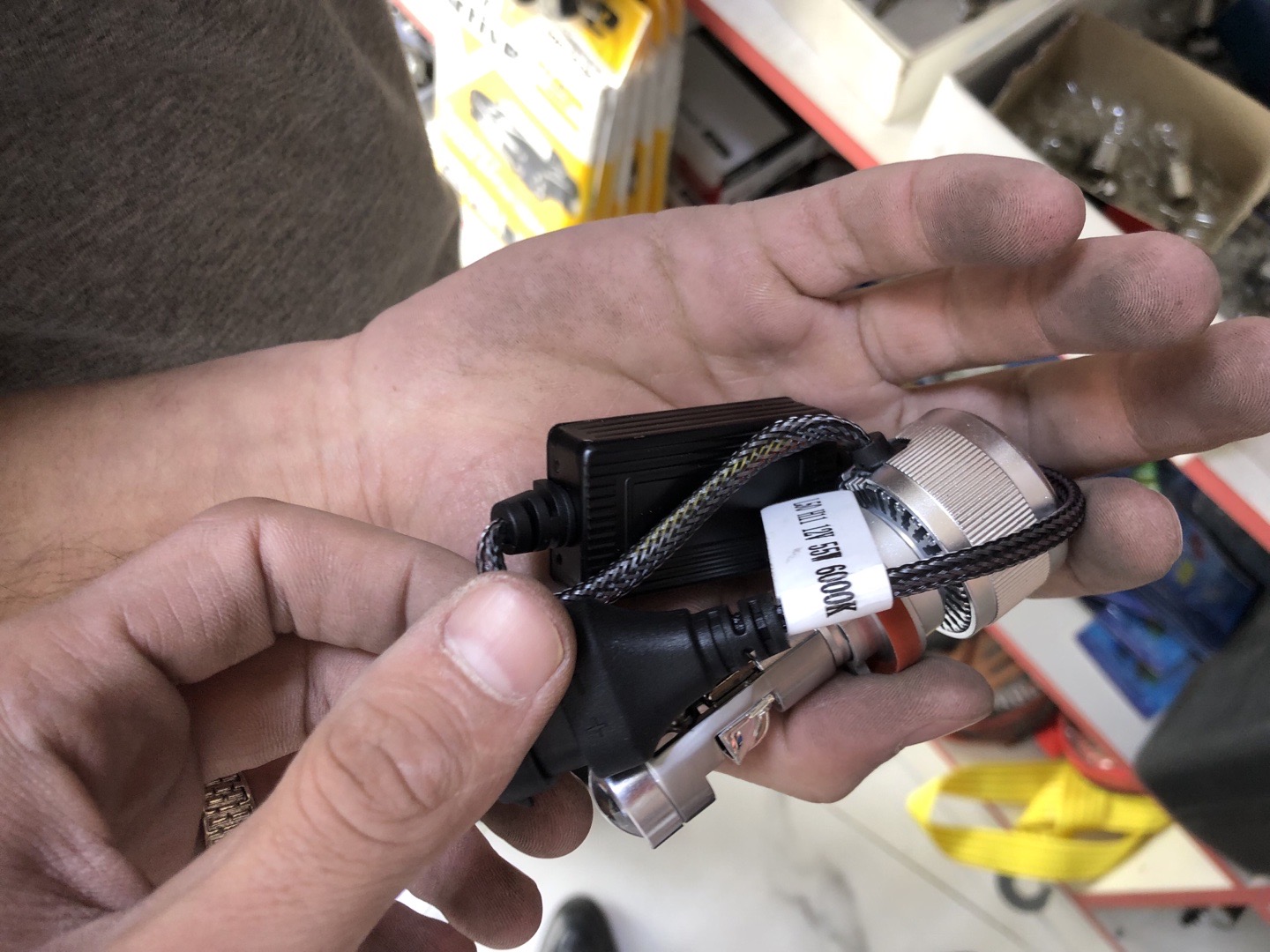 LED-лампа L50 H11, Душанбе