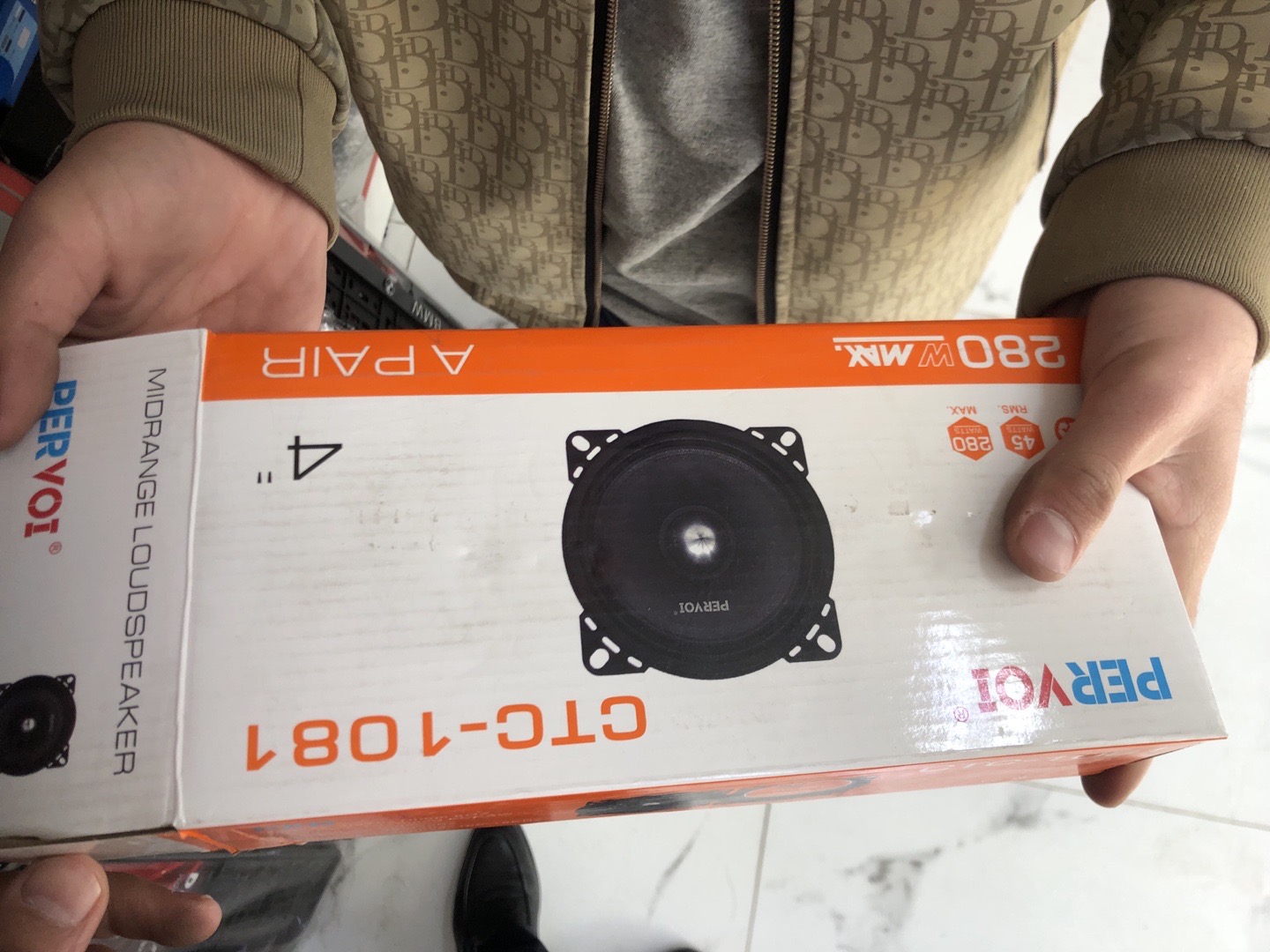 Калонка Pervoi CTC-1081, Душанбе