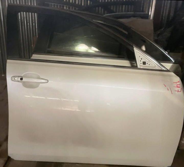 Дверь для Toyota camry 2, Душанбе