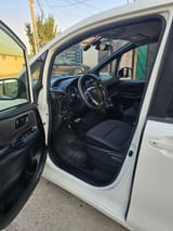 Toyota Voxy 2014 — фото 12 из 13