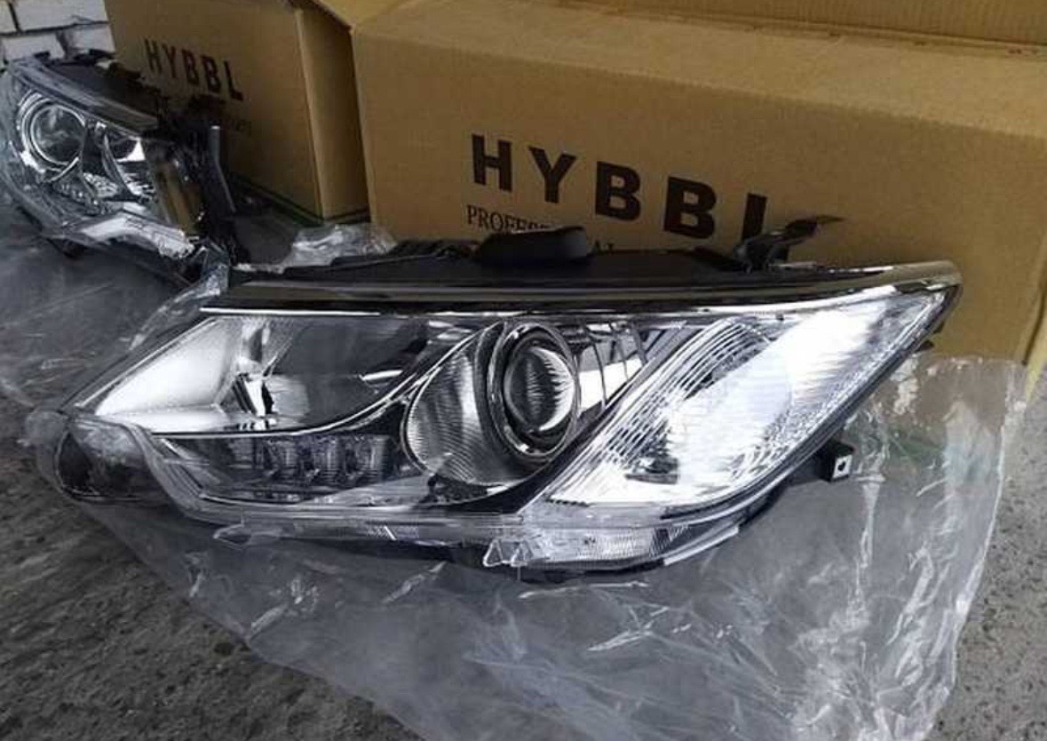 Передние фары от Toyota Camry 5, Душанбе