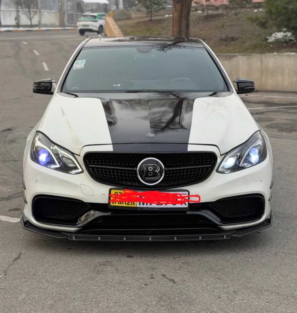 Универсиальный губа для Mercedes Benz W212R, Душанбе