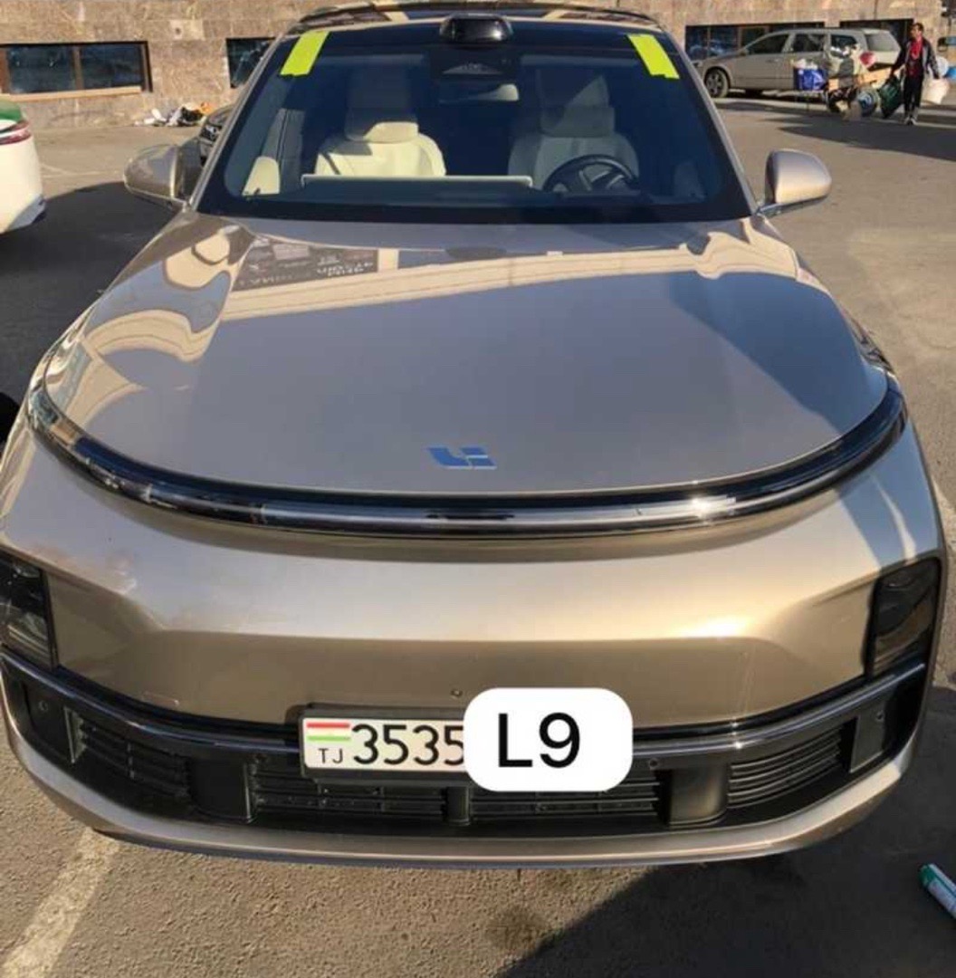 Лобовое стекло L9, Душанбе