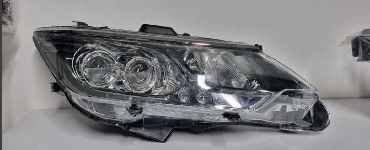 Блок фара от Toyota Camry 5 Exlusive, Душанбе