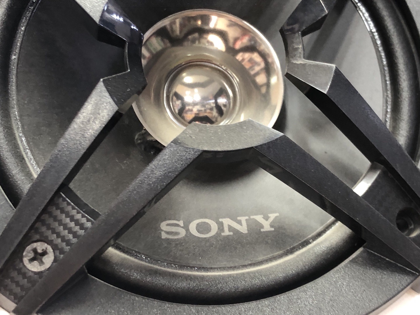 колонкаҳои) Sony, Душанбе