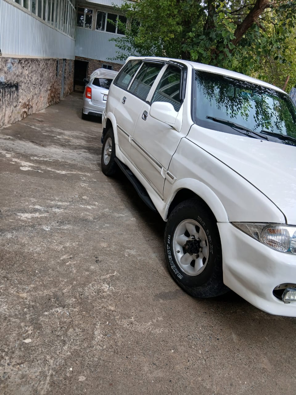 Ssang Yong Musso, 2002, Пенджикент