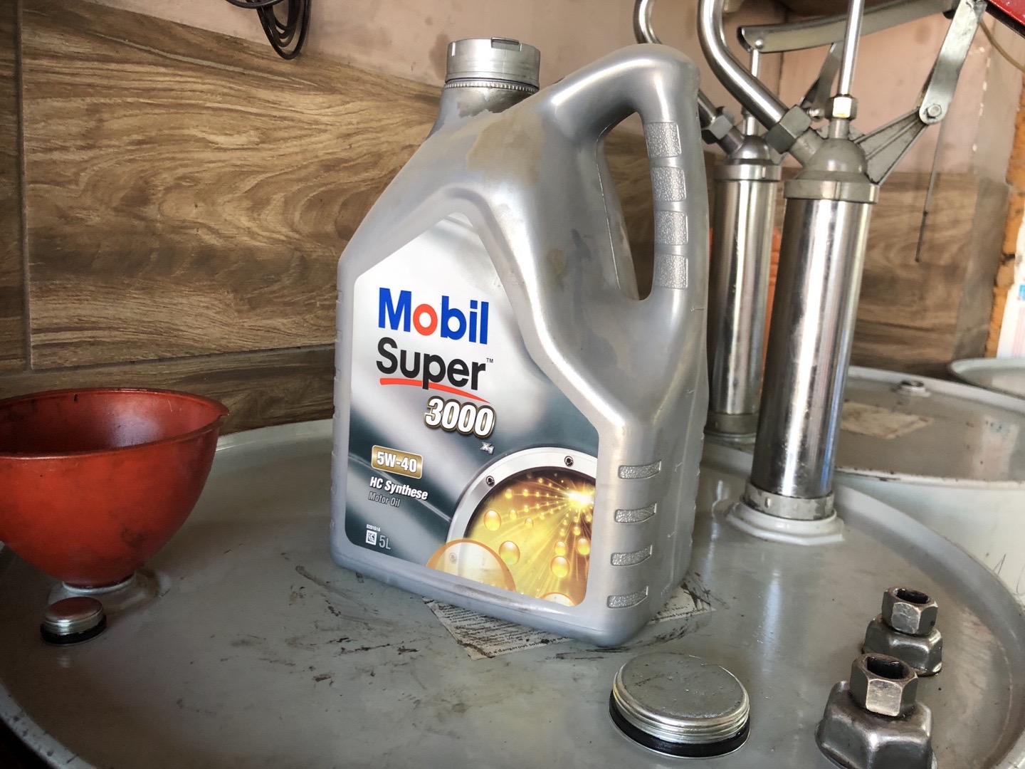 масле: Mobil Super 3000 X1 5W-40, Душанбе