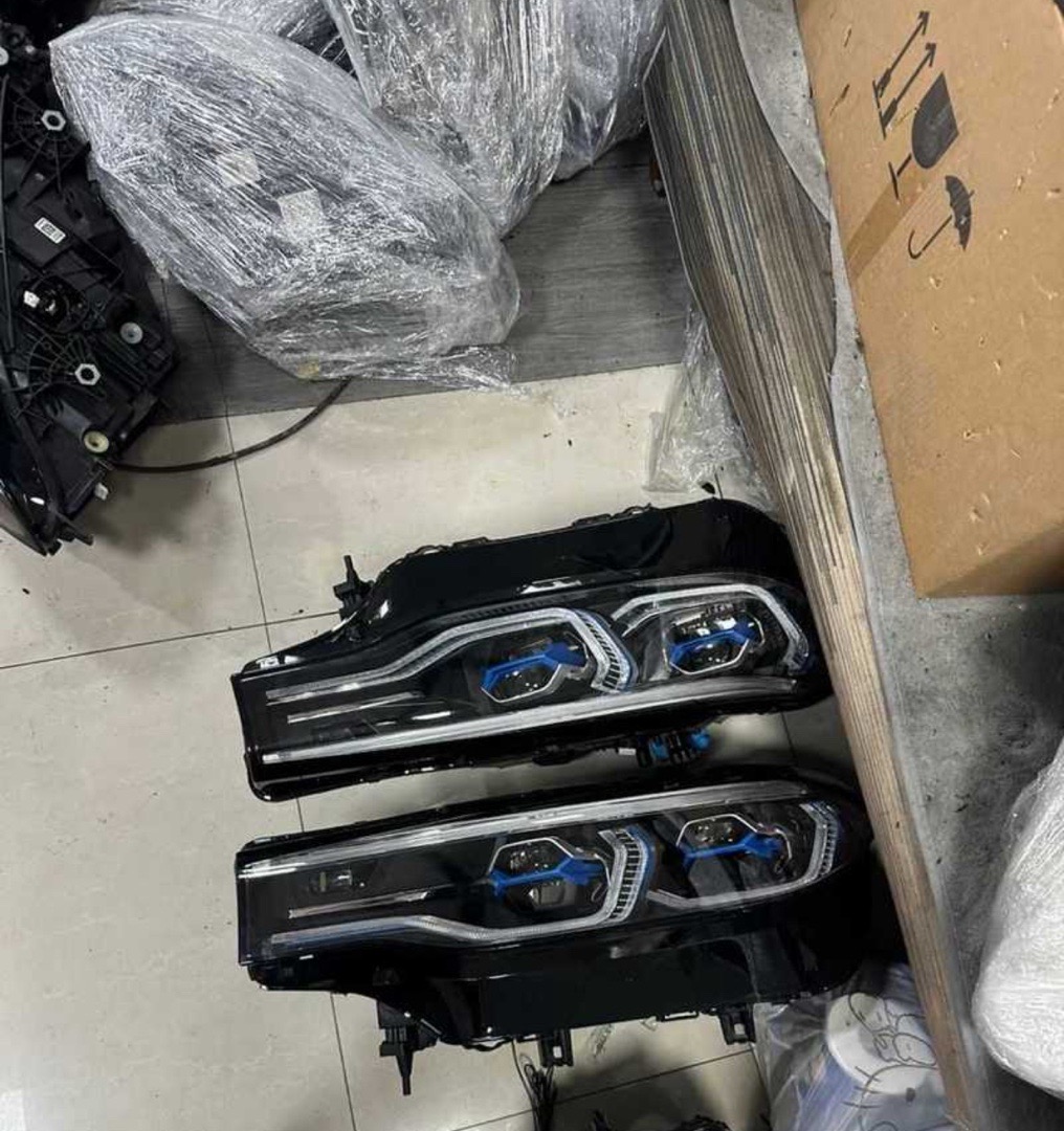 Передняя Фара От BMW X7, Душанбе