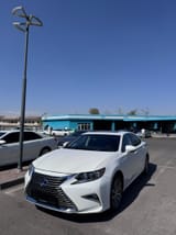 Lexus ES series 2017 — фото 2 из 7