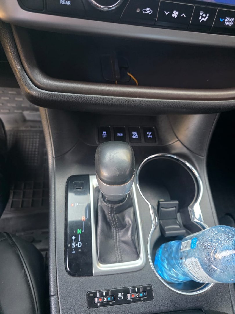 Toyota Highlander 2018 — фото 8 из 11