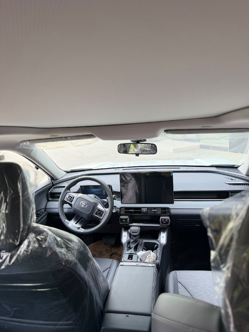 Toyota RAV 4, 2026, Душанбе