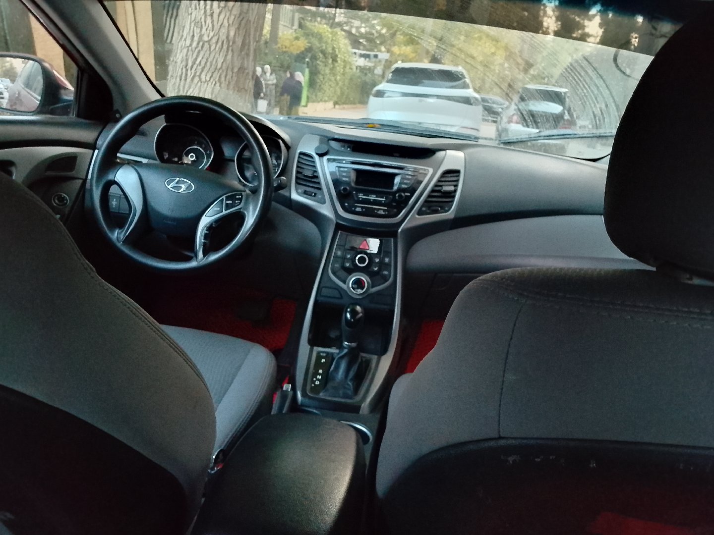 Hyundai Elantra, 2015, Душанбе
