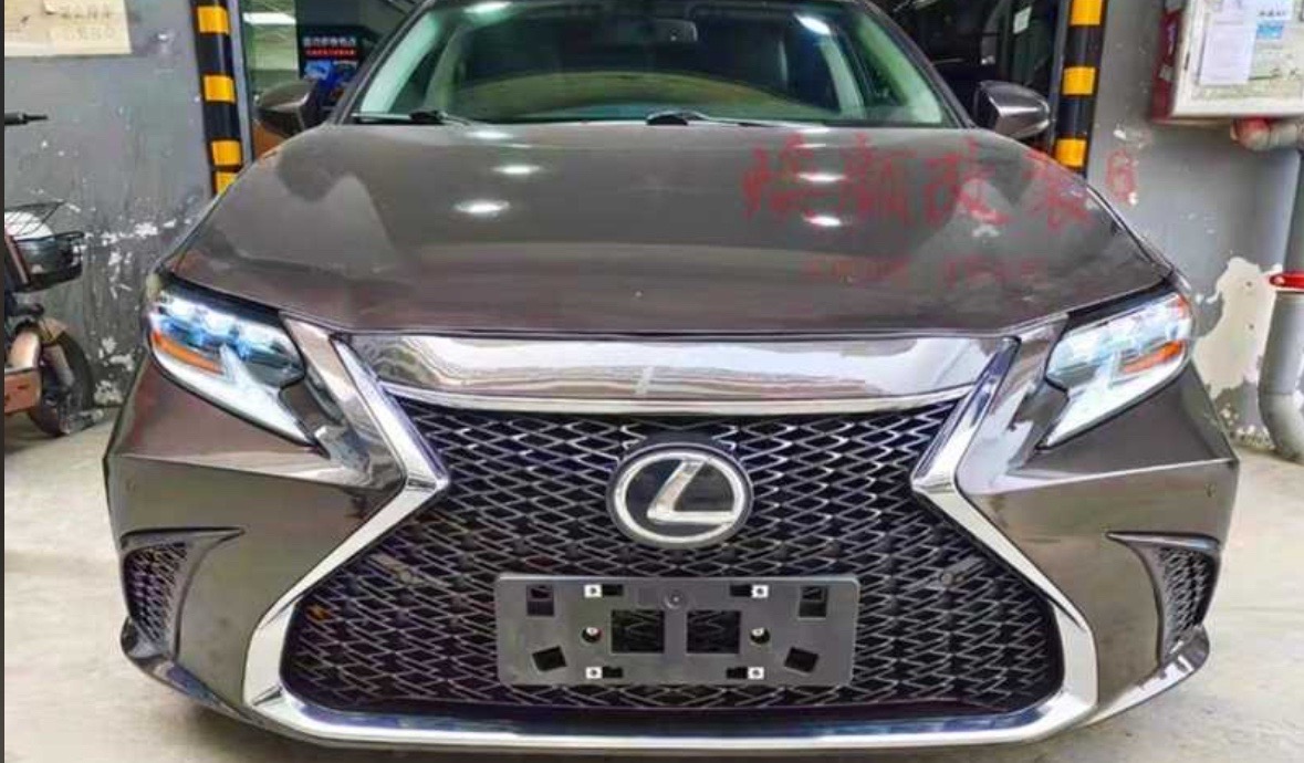 Бампер от Lexus Es, Душанбе
