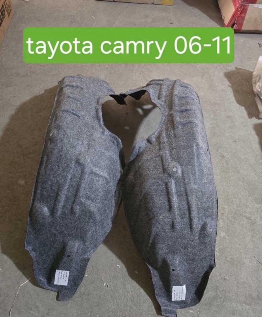 Покрыльник задний от Toyota Camry 2, Душанбе