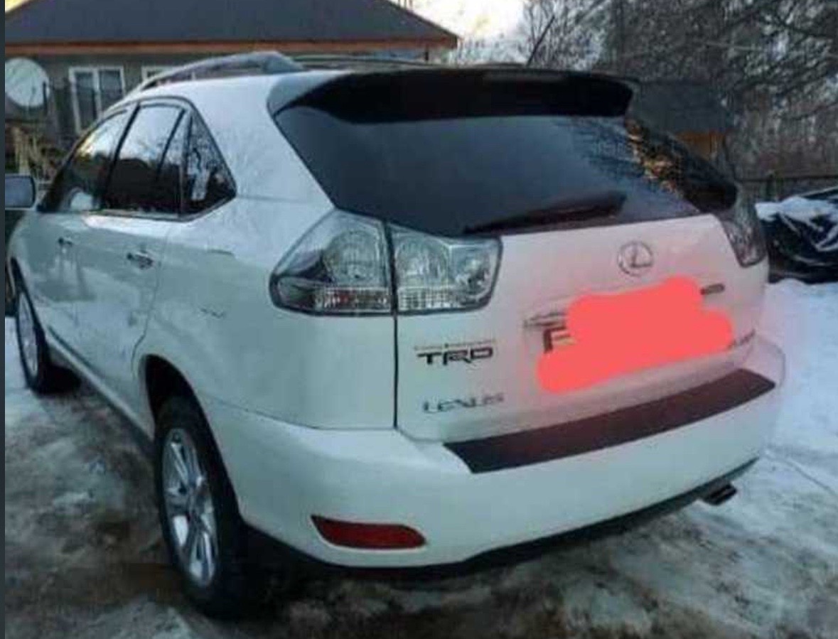 Задняя левая заглушка рейлинга Lexus RX, Душанбе