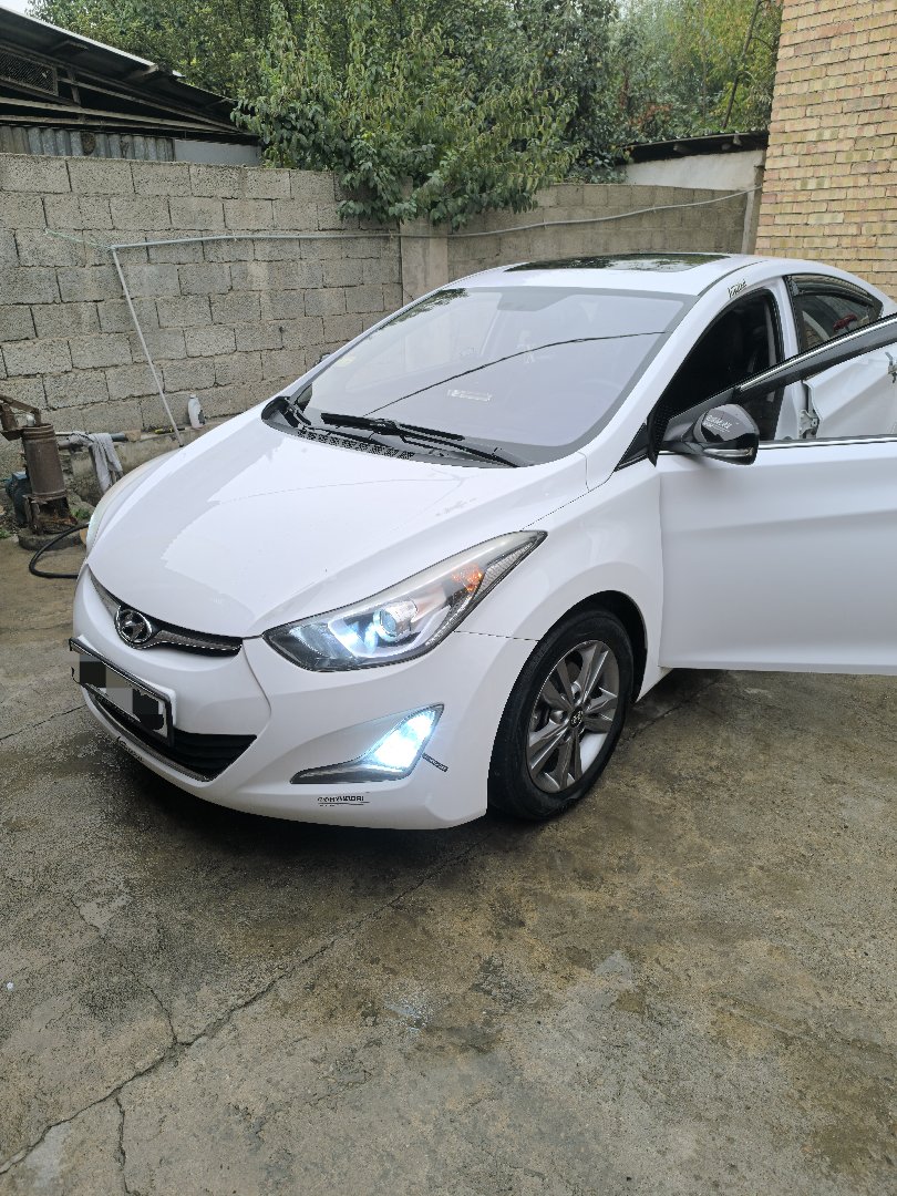 Hyundai Avante 2014 — фото 2 из 8