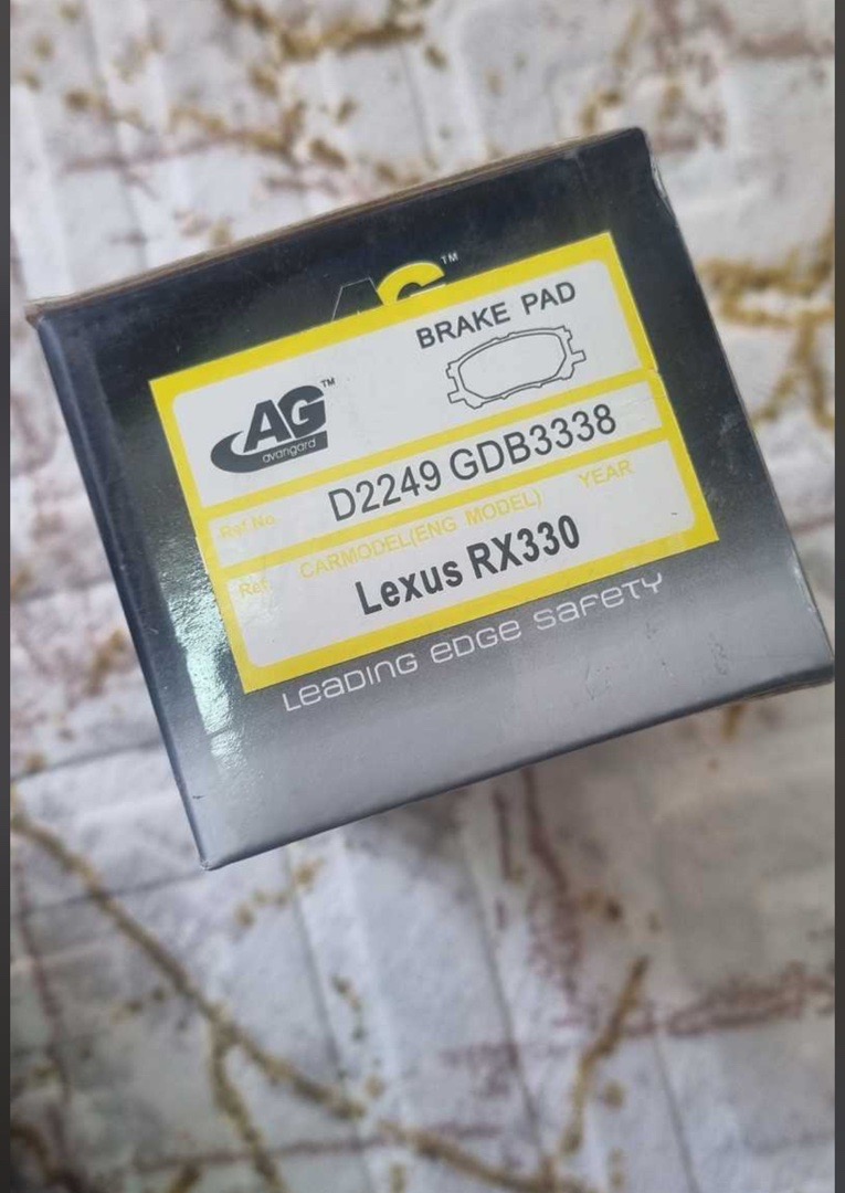 Задние тормозные колодки от Lexus GS, Душанбе