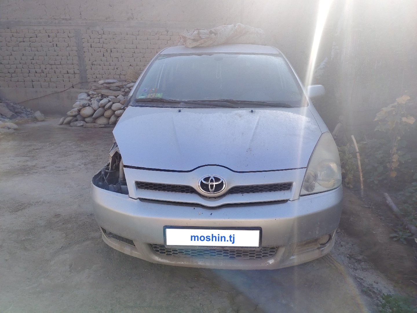 Toyota Corolla Verso, 2006, Исфара