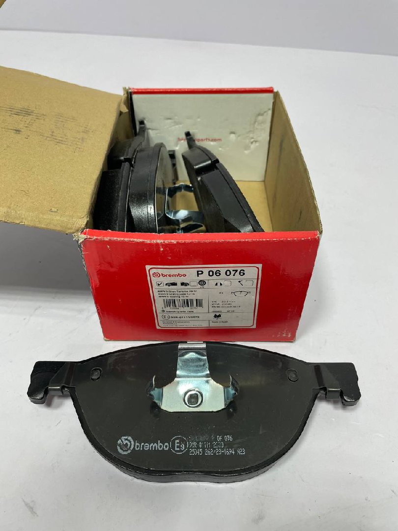 Тормозные колодки передние Brembo, Душанбе